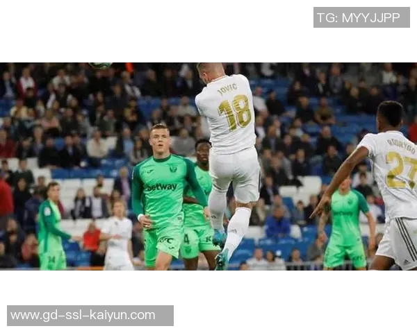 马略卡2-2奥萨苏纳：韦达特-穆里奇破僵，博约莫救主，激战平局成焦点